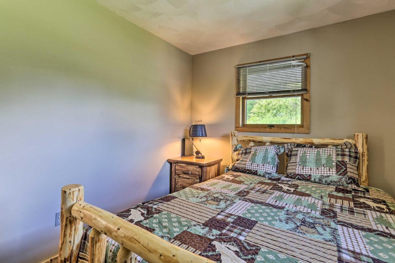 Acre Lake Chalet, 12 Mi To Elk Mountain Ski Resort Kingsley Extérieur photo